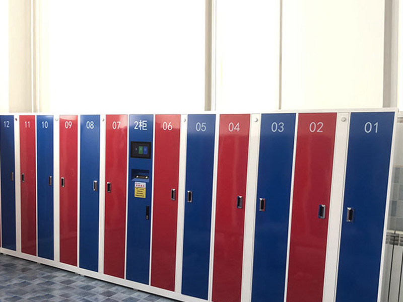 某學(xué)校浴室智能更衣柜
